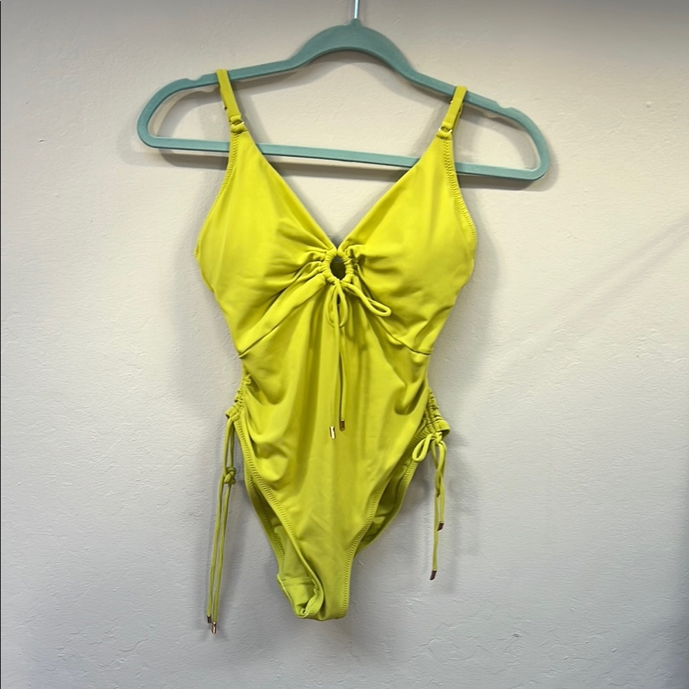 Robin Piccone Lemon One Piece Swimsuit‎